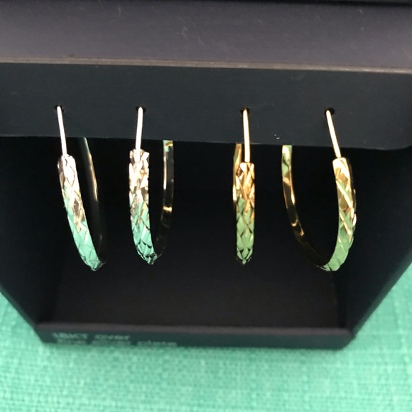 NWT Belk Silverworks gold/silver hoop earrings - Picture 4 of 6